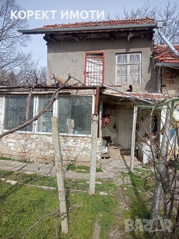 ПРОДАВА парцел за вилна сграда в кв. Еверест