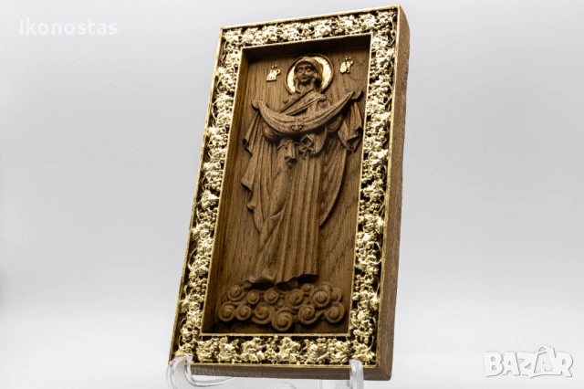 Позлатена релефна икона на Пресвета Майка Дева от дъб, снимка 3 - Икони - 53223452