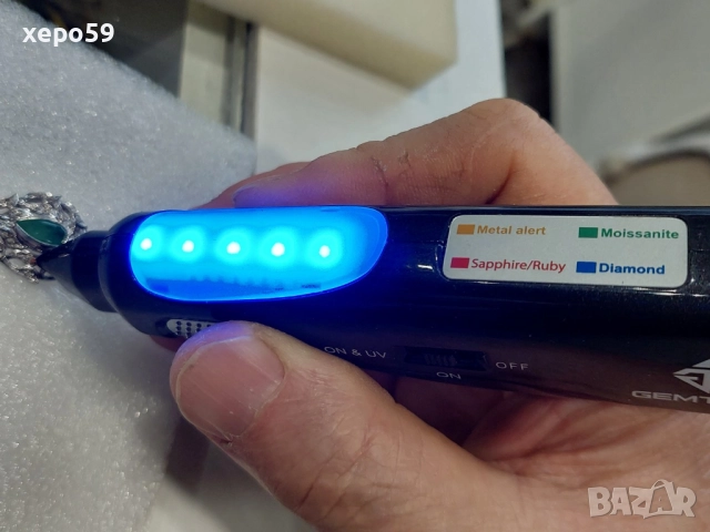 Стари дамски златни обеци с изумруд и диаманти., 1 650 лв, снимка 12 - Обеци - 52217598