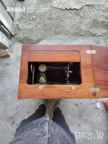 Стара шевна машина, снимка 2 - Антикварни и старинни предмети - 52939830