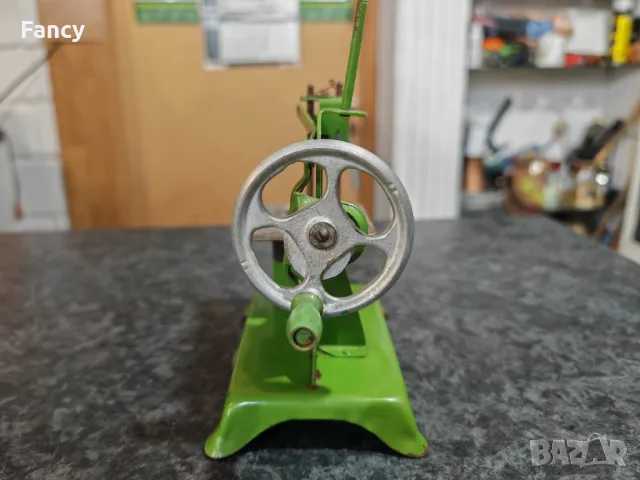 Стара детска играчка шевна машина 60 те, снимка 5 - Колекции - 47272466
