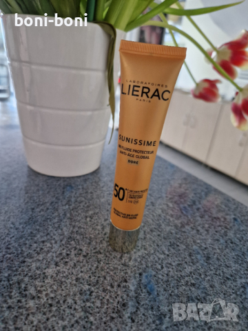 Подарък към нов Lierac Supra Radiance serum eye, снимка 4 - Козметика за лице - 44429732