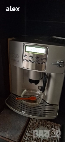 кафемашина Delonghi magnifica, снимка 5 - Кафемашини - 52382010