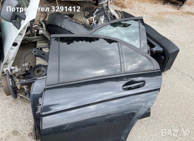 Врати Мерцедес Mercedes C class W204, снимка 2 - Части - 39104184