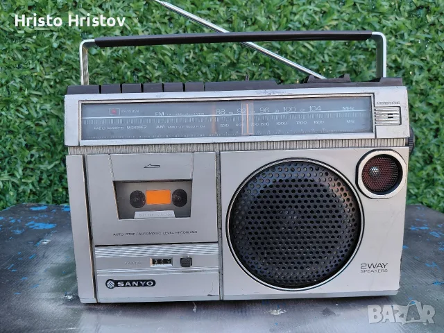 Касетофон ( SANYO M2429FZ ) 