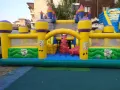 надуваем замък, батут, център, атракцион, снимка 1