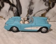 Колекционерски метален модел 1957 Chevrolet Corvette мащаб 1:18, снимка 1