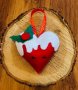 Коледна декорация / Коледна играчка за елха от филц ръчна изработка мече 