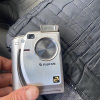 Дигитална камера Fujifilm, снимка 6 - Камери - 41289704