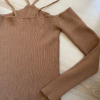 Нова бежова блуза по тялото, снимка 3 - Блузи с дълъг ръкав и пуловери - 41139216