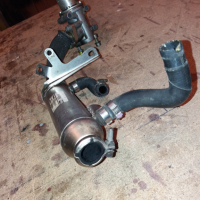 EGR клапан с охладител за Alfa Romeo 147 1.9 jtd, снимка 4 - Части - 36292667