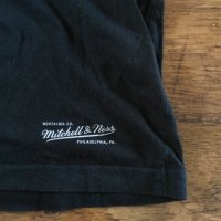 Mitchell & Ness - страхотна мъжка тениска КАТО НОВА , снимка 6 - Тениски - 41656261