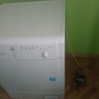 Сушилня Indesit ISL70CEX на части, снимка 1 - Перални - 44474789