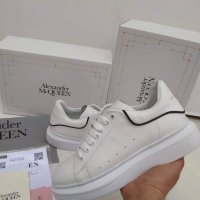 Дамски обувки Alexander McQueen , снимка 1 - Маратонки - 42018327