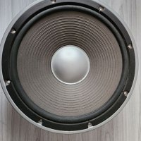 Бас говорител на sansui 16" инча, снимка 2 - Тонколони - 40480514