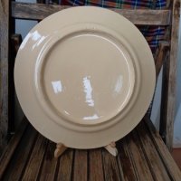 Продавам порцеланова ръчно рисувана чиния за стена/сервирна, снимка 2 - Декорация за дома - 34414815
