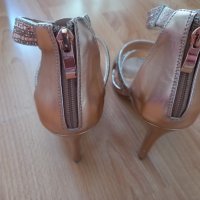 Дамски официални сандали, снимка 2 - Сандали - 41410923