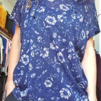Дамска блуза, снимка 1 - Блузи с дълъг ръкав и пуловери - 44824778