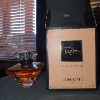 Lancome Tresor лична колекция , снимка 5 - Дамски парфюми - 44621515