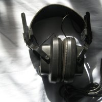 Продавам слушалки VIVANKO SR 85L Made in Japan, снимка 1 - Слушалки и портативни колонки - 44161816
