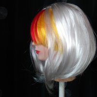 Резервирни Бяла перука каре с бритон от черно,червено и жълто, снимка 3 - Аксесоари за коса - 34281106