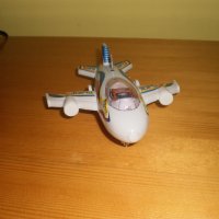 Детски - самолетче, прашка и шапка с рога, снимка 5 - Влакчета, самолети, хеликоптери - 34540760