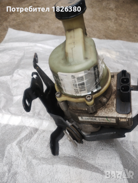 Помпа серво усилвател Рено Дачия , снимка 1