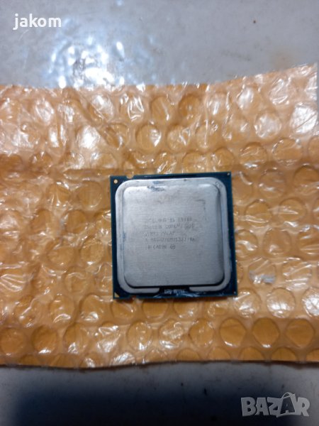 Продавам  процесор INTEL E8400 3,00 GHz, снимка 1