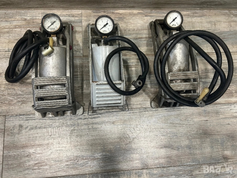 Крачни и ръчни автомобилни помпи, снимка 1