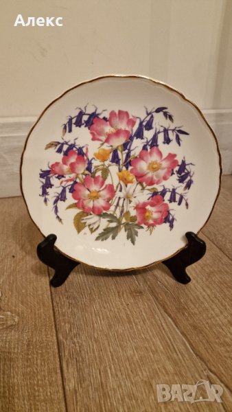 Royal Albert–Декоративна чиния, костен порцелан., снимка 1