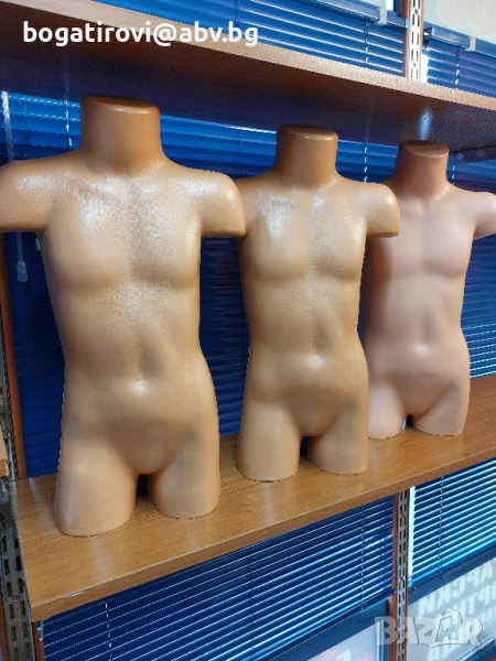 Продавам мъжки и дамски манекени/торсове/, снимка 1