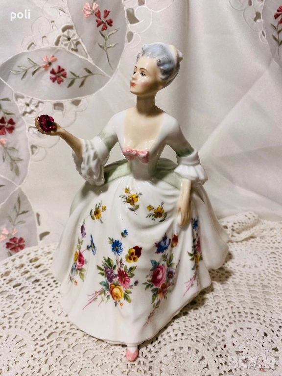 порцеланова статуетка Royal Doulton , снимка 1