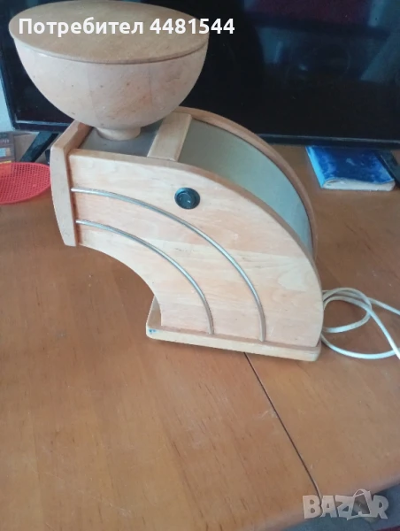 Мелница за подправки и зърнени култури, снимка 1