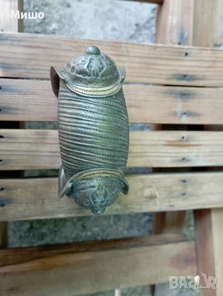 Продавам възрожденска гривна с позлата, снимка 1