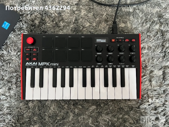 Akai MPK Mini синтезатор, снимка 4 - Ресийвъри, усилватели, смесителни пултове - 53216725