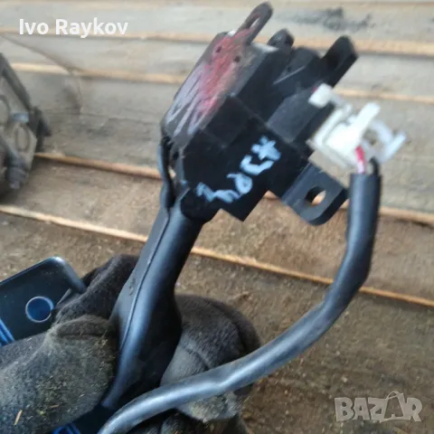 Лостче темпомат за Toyota Auris , снимка 2 - Части - 47805722