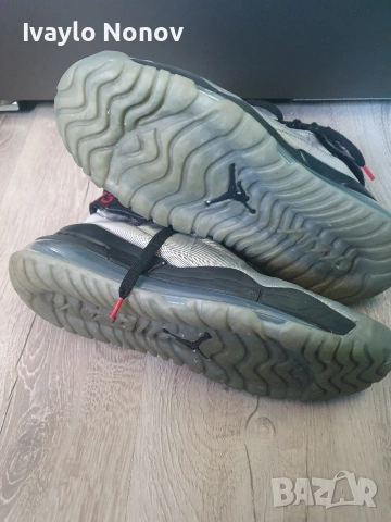 Air Jordan, снимка 2 - Маратонки - 53403749