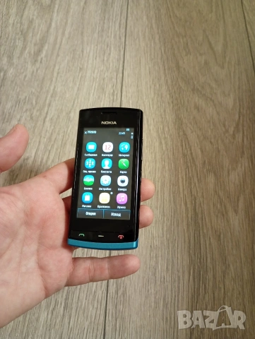 Nokia 500 Blue and Black БГ меню