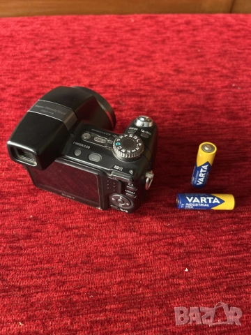 Sony Cyber-shot DSC-H5, снимка 4 - Фотоапарати - 56117070