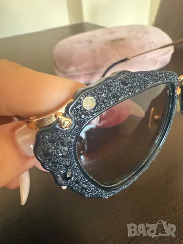 Оригинални дамски очила на Miu Miu !, снимка 4 - Слънчеви и диоптрични очила - 49355577