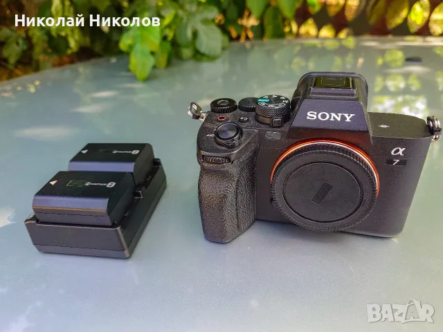 Sony a7IV фотоапарат, с батерии и зарядни