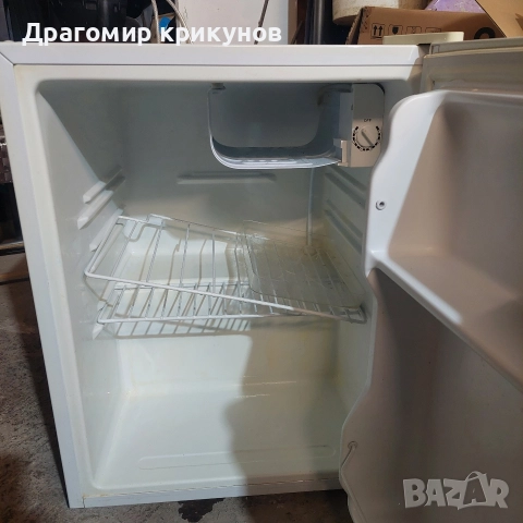 малък хладилник тип мини бар, снимка 2 - Хладилници - 52774553