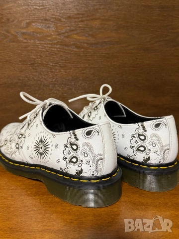 Dr Martens дизайнерски обувки, 1461 Bandana, 43 номер, снимка 12 - Официални обувки - 52161751