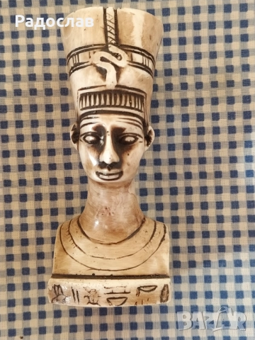 статуетка Нефертити , снимка 3 - Статуетки - 51781103
