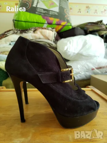 Michael Kors елегантни обувки, снимка 2 - Дамски обувки на ток - 47380165