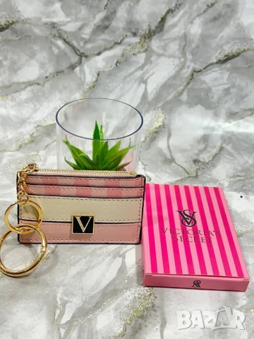 ключодържатели Victoria's secret , снимка 7 - Други - 50744256