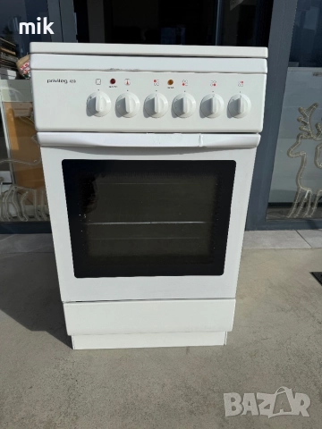 Печка с метални котлони Privileg 50 см , снимка 3 - Печки, фурни - 52972240