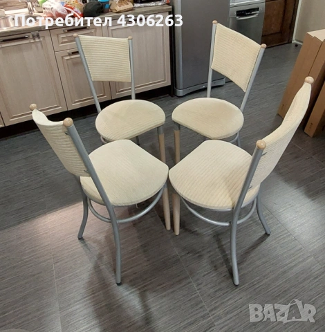 Комплект маса и 4 стола, снимка 2 - Маси - 53865577