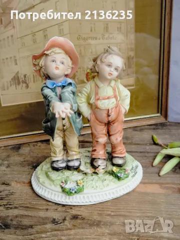  Порцеланова фигурка "Piove!" – Capodimonte, Tiziano Galli, снимка 1