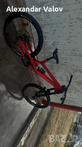 YT tues 2019 carbon bloodred (намалям за сериозни)